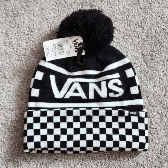 NWT Vans Spirit Pom Beanie - Adult Size - Picture 1 of 3